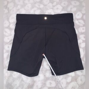 Lululemon Power thru shorts size 16 inseam: 6in